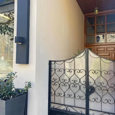 Apartment By The Castle Ioannina Exterior photo