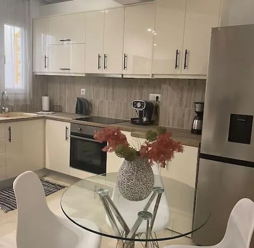 Apartment By The Castle