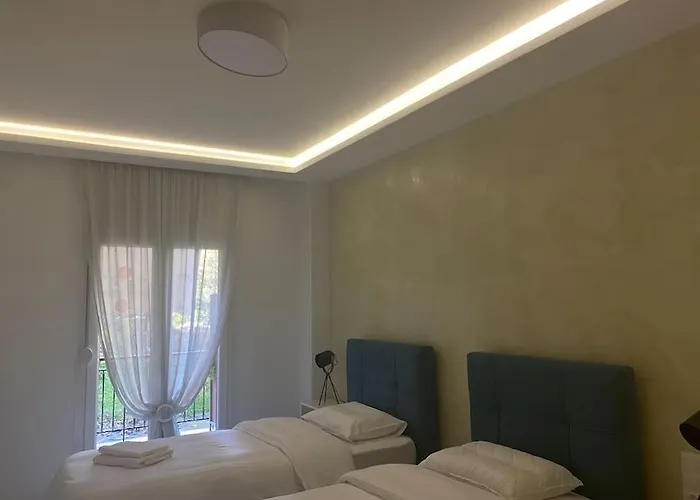 Apartment By The Castle
